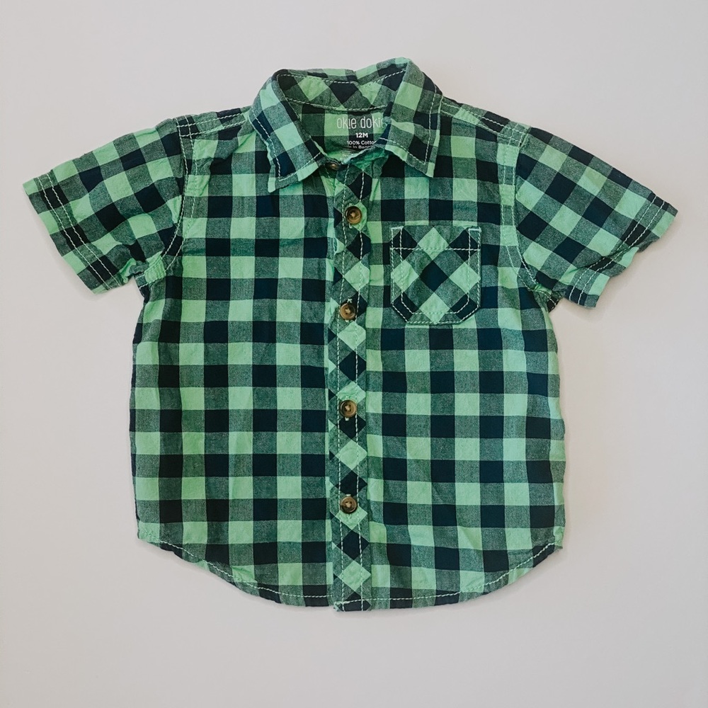 Okie Dokie // green & navy plaid button up shirt